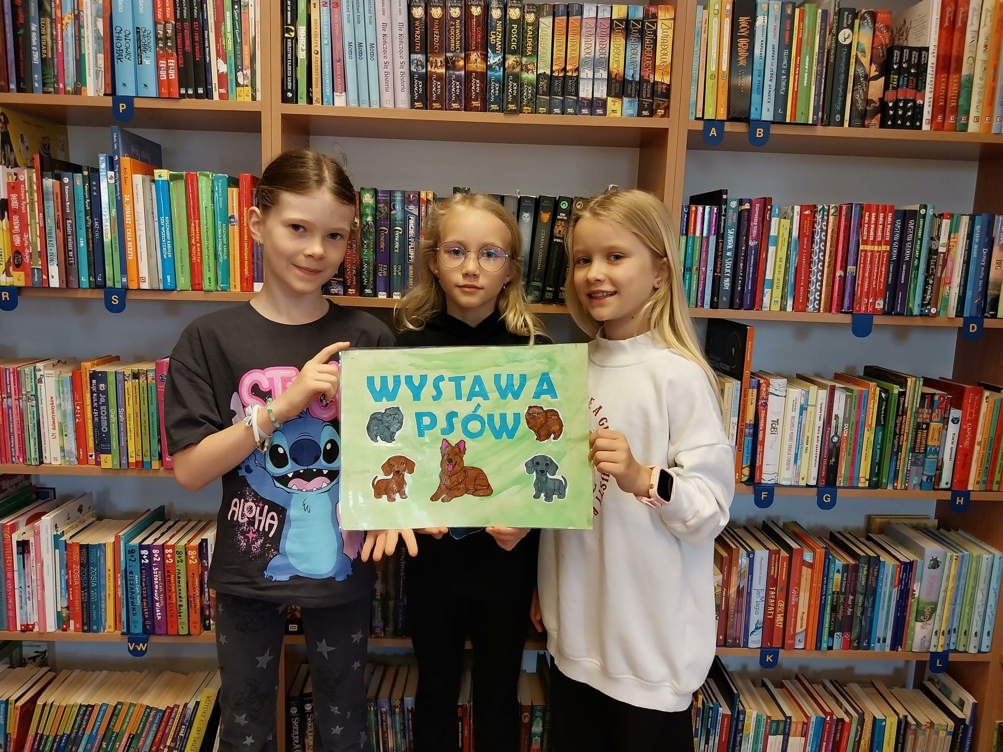 Kawiarenka Literacka, czyli spotkanie z twórczyniami teatrzyku Kamishibai w kl. 3a