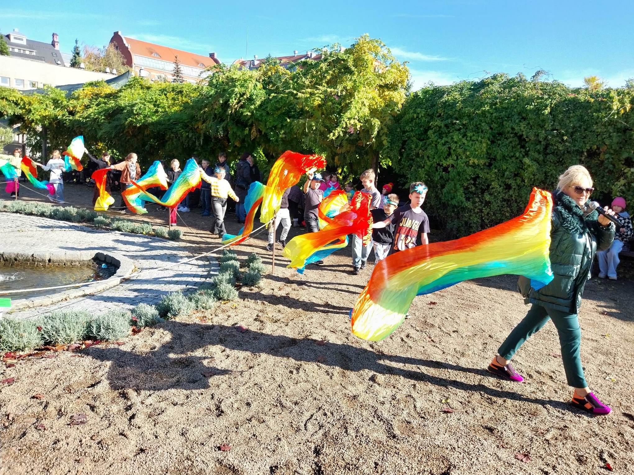 Wrocławskie czytanie w Ogrodzie Botanicznym pod hasłem: OLGA BOZNAŃSKA – OBRAZOCZYTANIE
