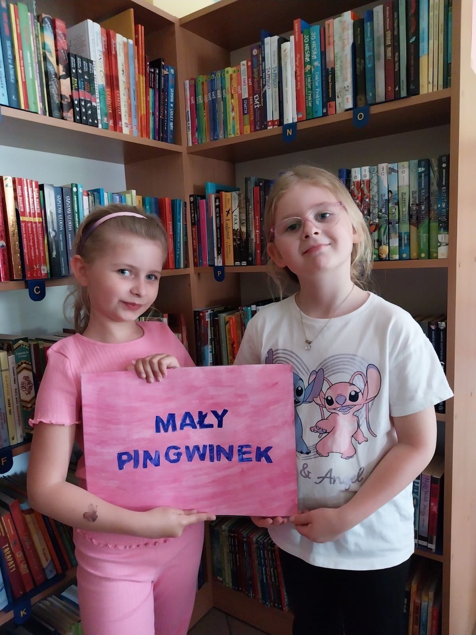 Kawiarenka Literacka w kl. 1a, czyli spotkanie z młodymi pisarkami i ilustratorkami