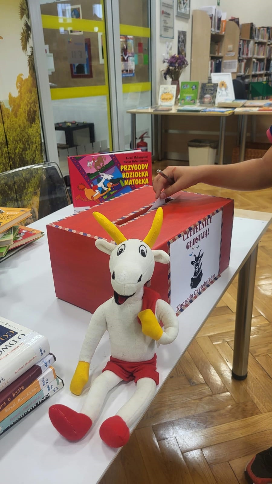 Wyjście klasy 4b do Dolnośląskiej Biblioteki Publicznej